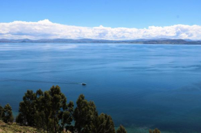 TAQUILE LODGE - Un lugar de ensueño - Familia Edwin Huatta Quispe